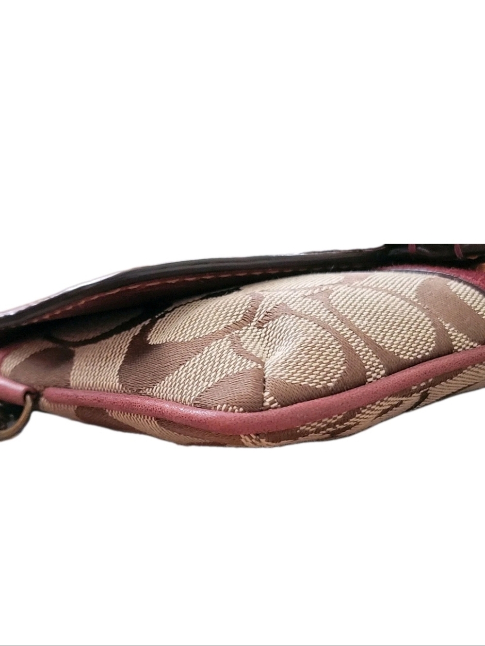 Coach Burgundy/Red Leather & Signature Canvas Buckle Special Edition Wristlet - Picture 10 of 10